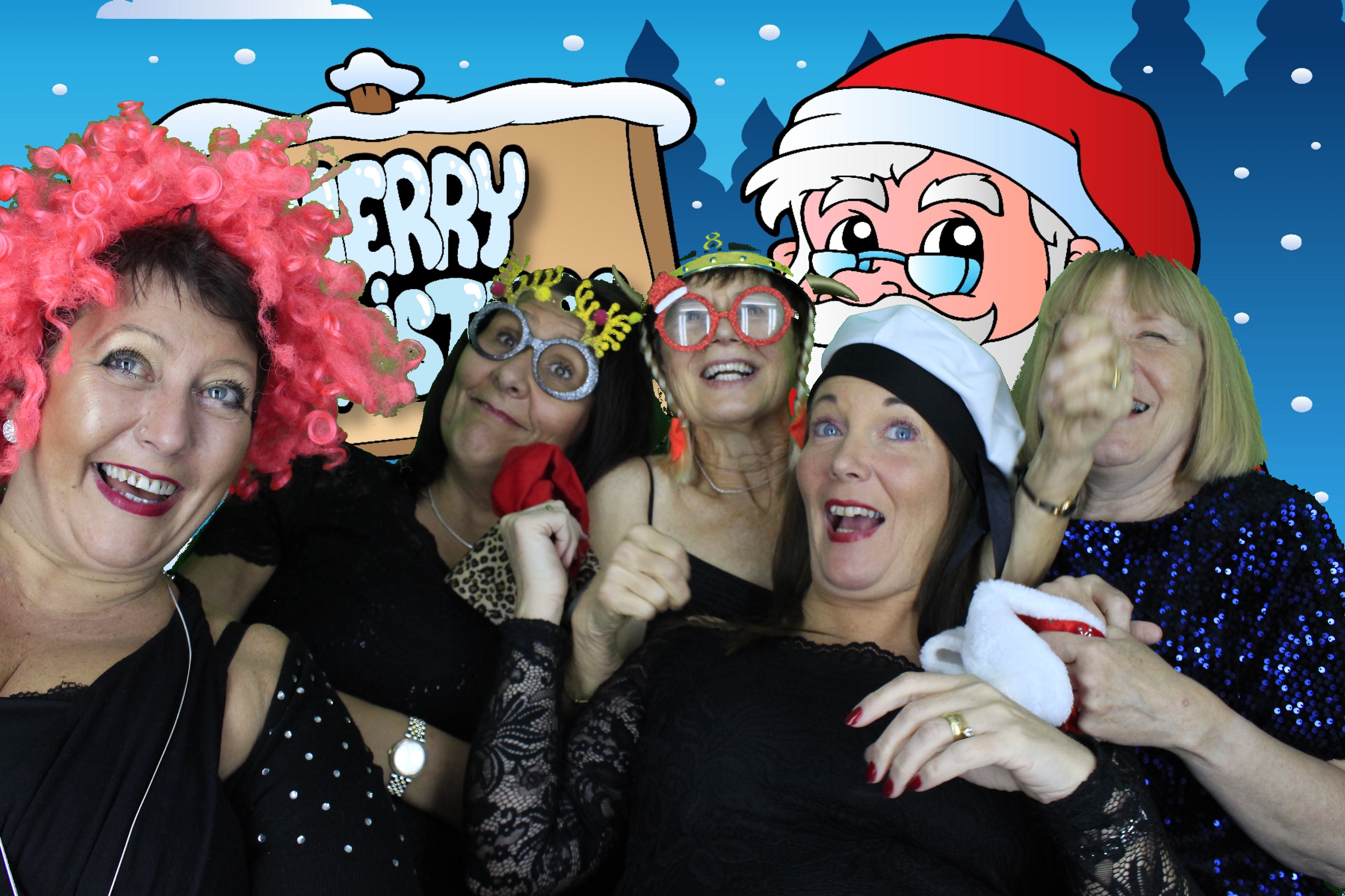 Silvermere Christmas Party  | View more photos from the event at gallery.myphotoboothexperience.co.uk/u/MyPhotoBoothExperienceLtd/Silvermere-Christmas-Party-0